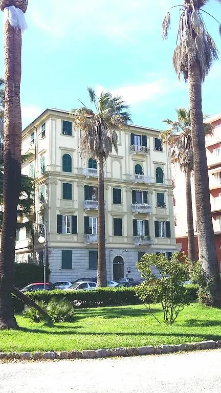 Appartamento Downtown Srl - Waterfront Cinque Terre La Spezia
